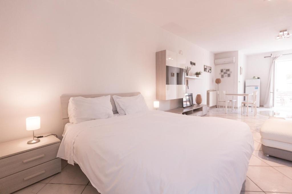 Cozy Sorrento Studio room 4